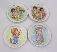 Avon 4 Mothers Day 1981/82/83/84 Porcelain 5” Collectors Plates with stands - $17.28