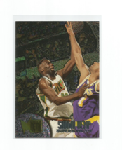 Shawn Kemp (Seattle Supersonics) 1995-96 Fleer Metal Basketball Card #192 - £5.38 GBP