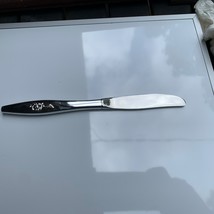 Oneida Lasting Rose Deluxe Stainless Modern Hollow Dinner Knife - $9.90