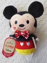 Hallmark Itty Bittys Valentines Day Disney With A Kiss Mickey Plush - £7.94 GBP