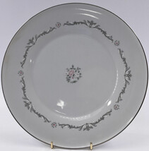 Petite Bouquet Signature 10 3/8&quot;Dinner Plate Pink White Silver Trim - £9.46 GBP