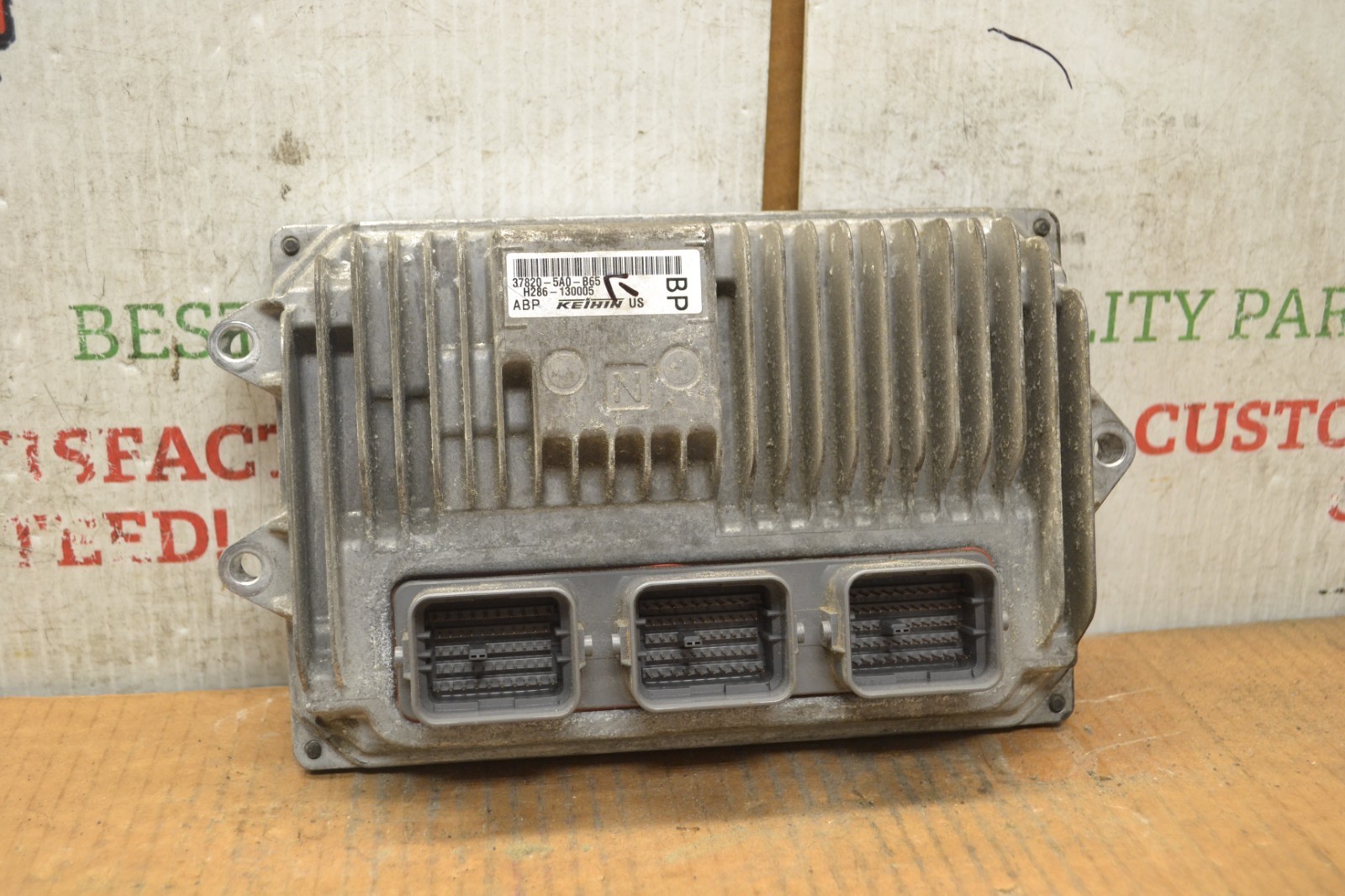 Full-size item image