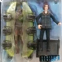 X-Files Agent Dana Scully Alien Victim Pod Action Figure McFarlane Toys Series 1 image 3