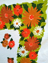 Fabulous MoD Vintage 1970&#39;s Flower Power Terry Cloth Cotton Tablecloth 55 x 86 - £37.92 GBP
