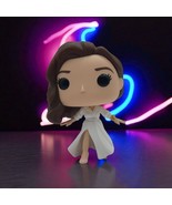 Funko Pop! Vinyl: DC Universe Wonder Woman 84 Diana Prince Gala #325  - $240.75 MXN