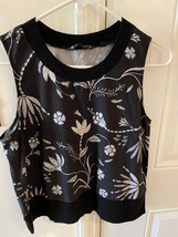 Athleta sleeveless top size SM - $242.21 MXN