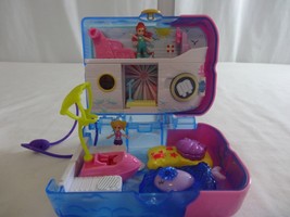 Polly Pocket World Sweet Sails Cruise Ship Compact with Fun Reveals, 2019 W/Doll - £9.30 GBP