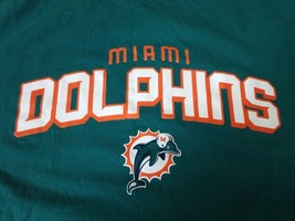 Reebok Miami Dolphins Classic Football Logo NFL 100% Cotton T-shirt M 42" - $24.99
