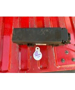 05-06-07  3.7L V6 JEEP Grand Cherokee Laredo  56047964AB Fuse &amp; relay box - $49.01