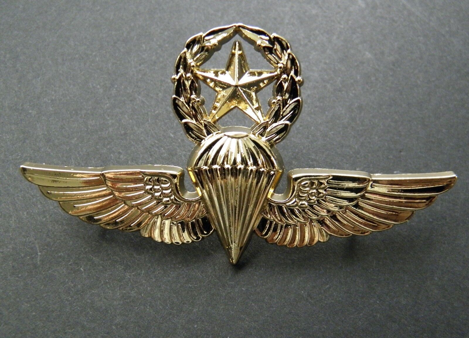 HONDURAS JUMP WINGS LAPEL PIN BADGE 2.75 INCHES