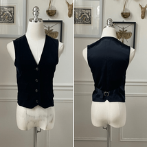 Vintage 70s Marianne Fashions Black Velveteen Vest S XS - $428.54 MXN