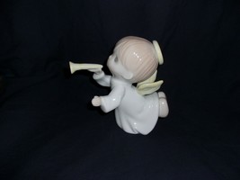 Precious Moments Trumpeting Angel Boy 6&quot; Figurine 111112 Enesco 1991 - £15.98 GBP