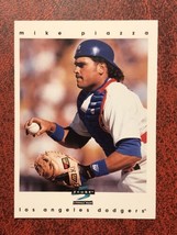1996 Score #22 Mike Piazza Los Angeles Dodgers MLB Baseball Card - £0.95 GBP