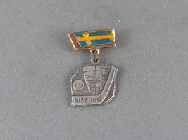 1973 World Hockey Championship Pin - Team Sweden Medallion Pin - Stamped Pin - £15.15 GBP