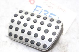08-11 MERCEDES-BENZ C CLASS Brake Pedal Pad Cover F1351 image 3