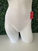 NWT  SPANX Womens Cotton Control Thong White Size XS - $11.87