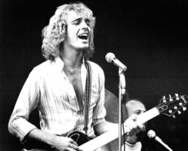 Peter Frampton on stage 1970&#39;s playing guitar 8x10 inch photo - £7.79 GBP