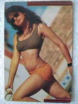 Bollywood Inde Acteur Pooja Bhatt Maillot de bain sexy Bikini Vieille carte... - £17.40 GBP