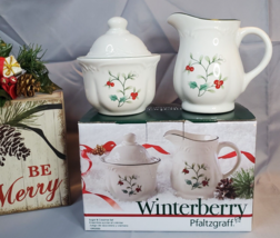 Pfaltzgraff Winterberry Stoneware  Sugar and Creamer Set NEW Open Box Christmas - £17.17 GBP