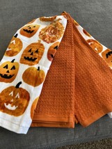F.A.O. Schwarz Kitchen Hand Bath Halloween Pumpkin  Towels New Set Of 4 - £17.08 GBP