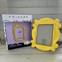 Friends TV Show Iconic Yellow Peephole Frame Wall Mount Or Free Standing Photo - £11.73 GBP
