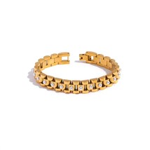 Hjane Jewels pearl wristwatch chain bracelet in Gold - size One Size - £31.58 GBP