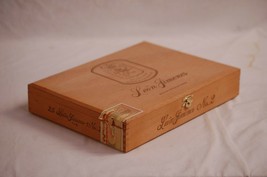 Vintage Leon Jimenes No. 2 Wooden Cigar Box Tobacciana Advertising Sold ... - $19.79