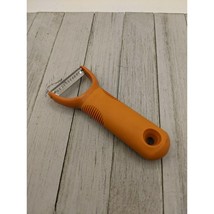 OXO Good Grips Julienne Peeler Orange 5 3/4&quot; - £7.61 GBP