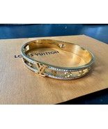 Louis Vuitton Brushed Yellow Gold Sparkle Monogram Logo Cuff Bangle Brac... - $4,325.77 MXN