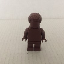 Official Lego Everyone is Awesome Brown Minifigure - $216.87 MXN