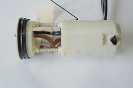 2002-2005 MERCEDES-BENZ ML350 FUEL PUMP ASSEMBLY K7507 image 2