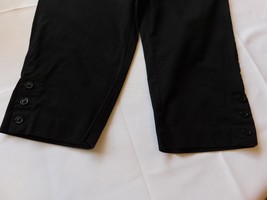 Counterparts Women&#39;s ladies Size 12P Capri Cropped Pants Flat Front Black GUC - £14.16 GBP
