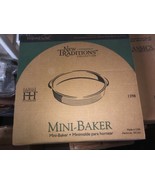 Pampered Chef Stoneware Round Mini Baker 8 inch Hunter Green 1398 DISCON... - £50.45 GBP