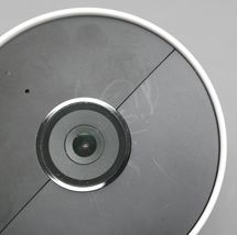 Google Nest Cam 1080p Indoor/Outdoor Battery GA01317-US - Snow image 2