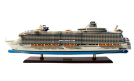 MS Harmony of the Seas Ocean Cruise Liner Ship Model 36&quot; Scale 1:400 - $899.00