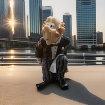 James The Butler Resin Wine Bottle Holder 1990 Vintage Kitchen Decor - $273.89 MXN
