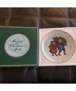 1981 Avon Christmas Plate Sharing The Christmas Spirit Box Wedgewood Vin... - £14.85 GBP