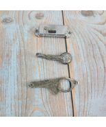 Jaguar XK150 420 LH Driver Quarter Window Light Catch Assembly Latch 3pc... - $56.71 CAD