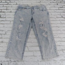 Cato est 1946 Capri Jeans Womens 10 Blue Denim Distressed Mid Rise Fringe - $15.95