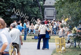 1976 Young People Hanging Out in Lincoln Park Chicago Ektachrome 35mm Slide - £2.76 GBP