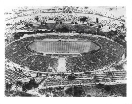 Rose Bowl 8X10 Photo Stadium Pasadena Cal Ncaa Football Picture Ucla Bruins - £3.94 GBP