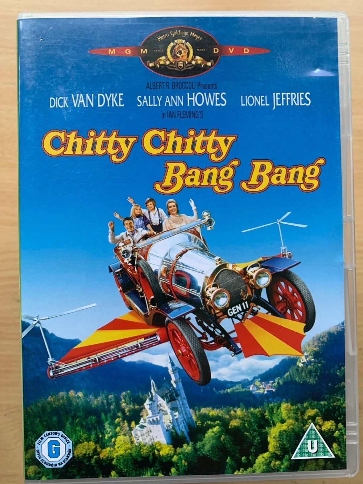 Chitty Chitty Bang Bang [1968] [20 DVD Pre-Owned Region 2 - DVDs & Blu ...