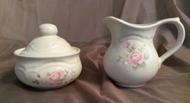 Pfaltzgraff Sugar Lid Creamer Stonrware Tea Rose Pink and Blue Flowers USA - £13.50 GBP