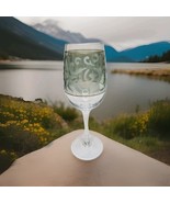 1 Vintage Green Gold Etched Wine Glass Water Tea Goblet 9.5 in - $203.69 MXN
