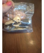 Key And Lock Set Pair Of 2 Keys Screws And Spring - $368.11 MXN