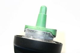2002-2005 BMW E65 745i 745Li GAS FUEL CLOSING CAP OEM P6804 image 11