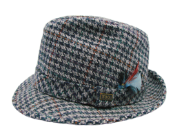 London Fog Fedora Hat Multicolor Gray Plaid Feather Vintage Clean Size 7 1/8 - £34.87 GBP