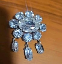 Vintage Brooch Rhinestone Flower Teardrops - $9.88