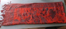 Women&#39;s Wrap Fringed Scarf Red Black Leaves Design 42x22.5 Polyester - $16.70
