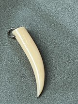 Vintage Cream Plastic Curved Horn Pendant – 2 x just under 3/8th’s inches – - £7.58 GBP